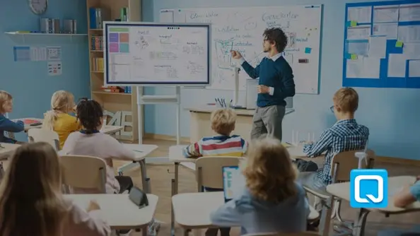 Uso supervisionado de telas melhora desenvolvimento motor, cognitivo, afetivo e social de crianças